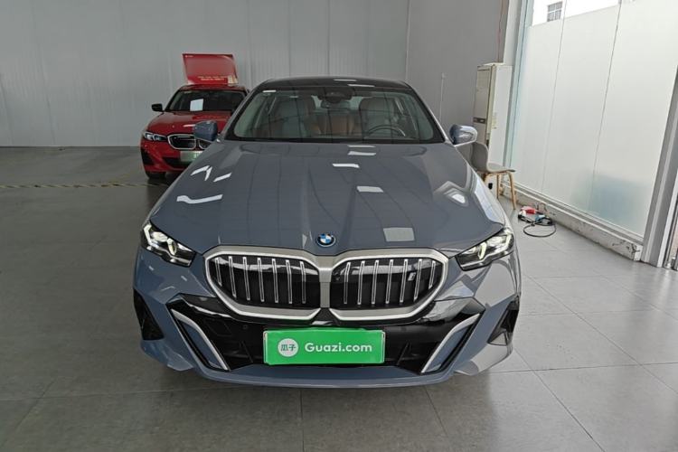 BMW i5 2024 — фото 2