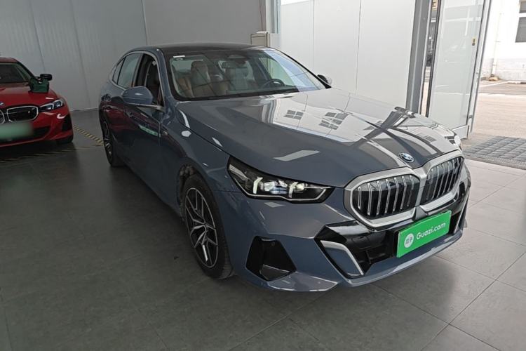 BMW i5 2024 — фото 3
