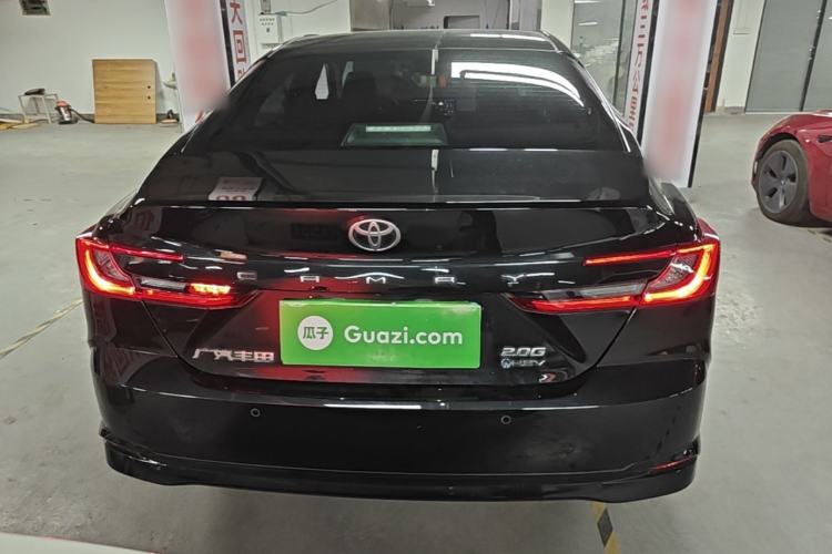 Toyota Camry 2024 — 5