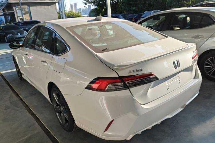 Honda Accord 2025 — фото 4