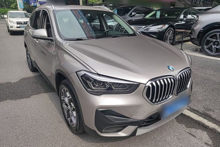 BMW X1 2020 — фото 3