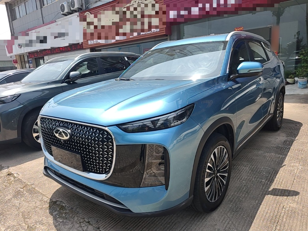 Chery Tiggo 8 Plus C-DM 2025 — фото 1