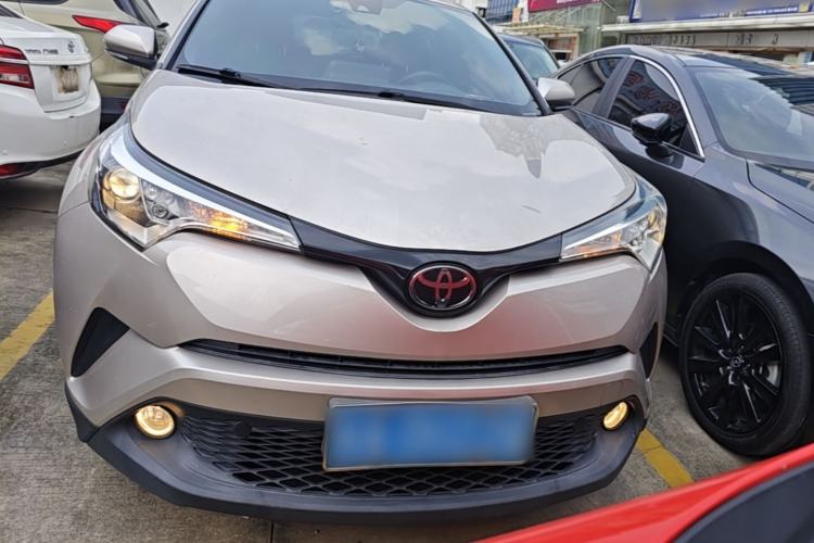 Toyota C-HR 2020 — 2