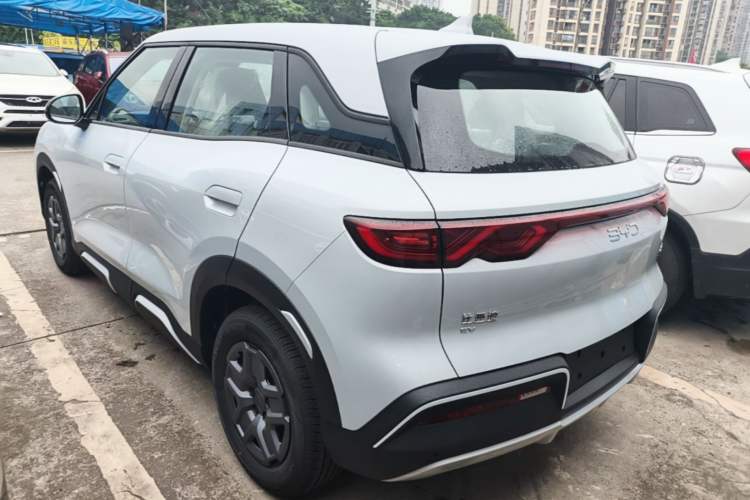 BYD Yuan UP 2025 — 4