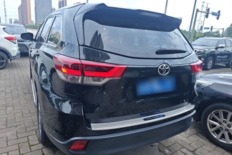 Toyota Highlander 2018 — 4