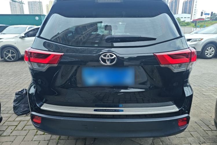 Toyota Highlander 2018 — 5
