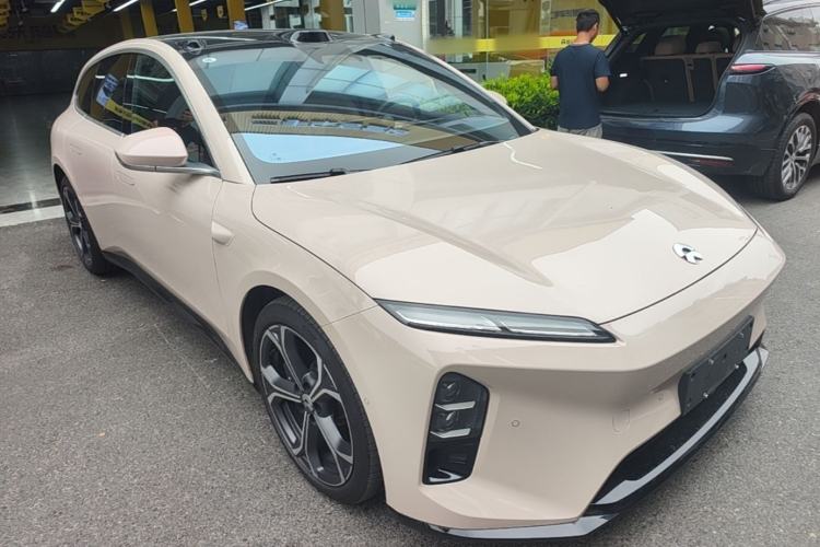 NIO ET5T 2025 — 3