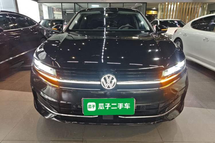 Volkswagen Magotan 2024 — 2