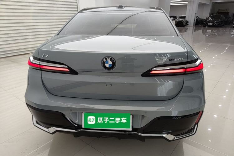 BMW i7 2023 — фото 5
