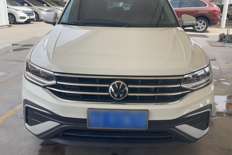 Volkswagen Tiguan 2023 — 2