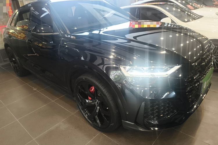 Audi Q8 2021 — 3