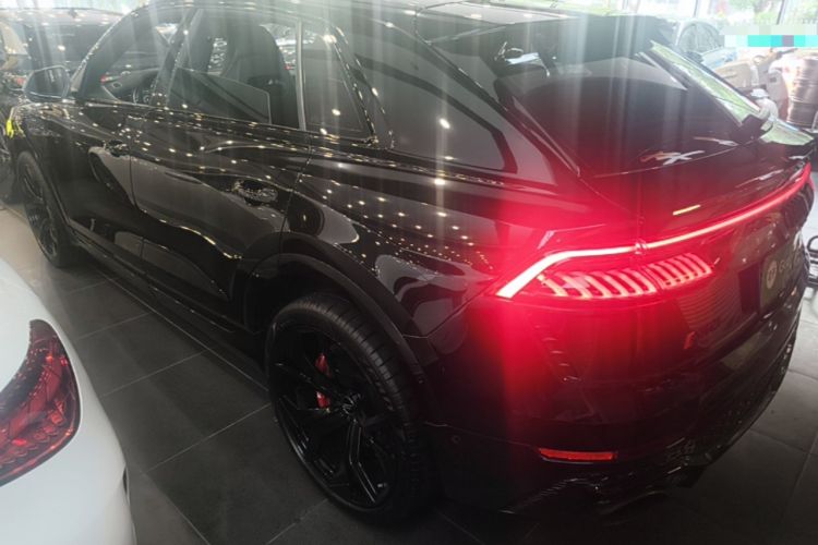 Audi Q8 2021 — 4