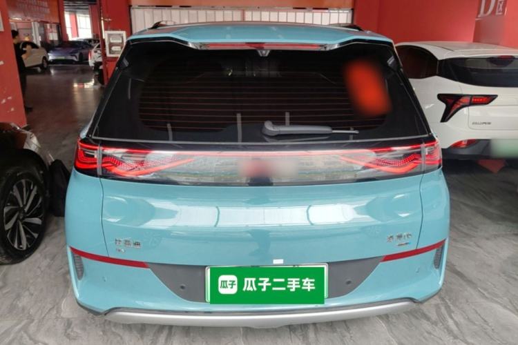 BYD Sealion 05 EV 2025 — 5