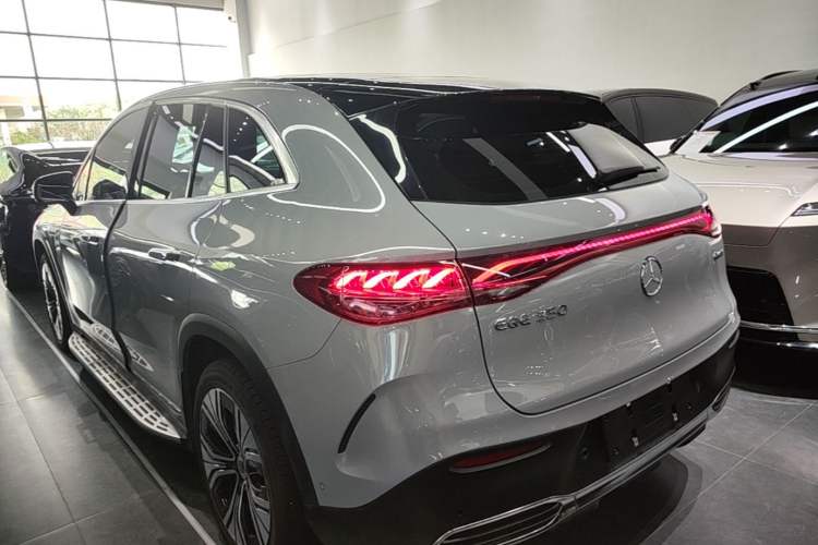 Mercedes-Benz EQE SUV 350 2024 — 4