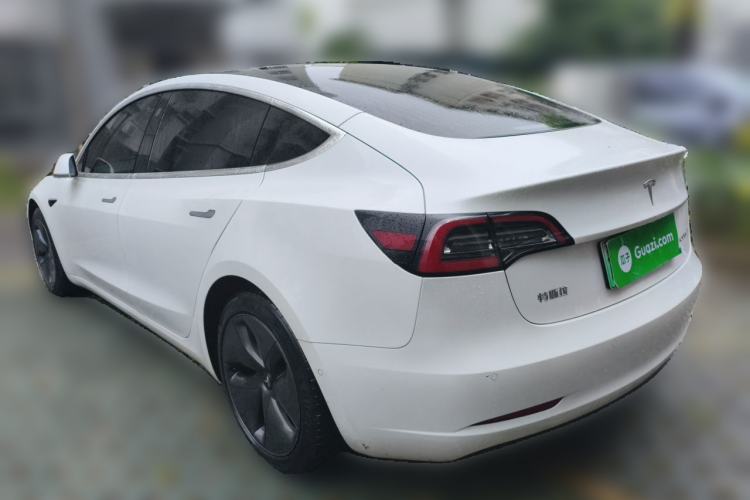 Tesla Model 3 2020 — 4