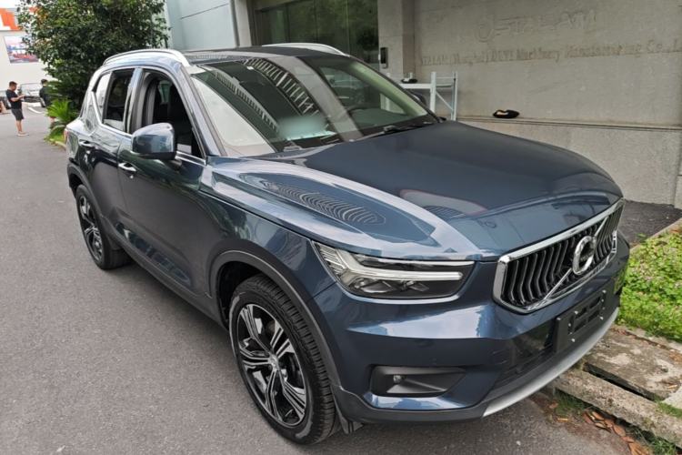 Volvo XC40 2021 — фото 3