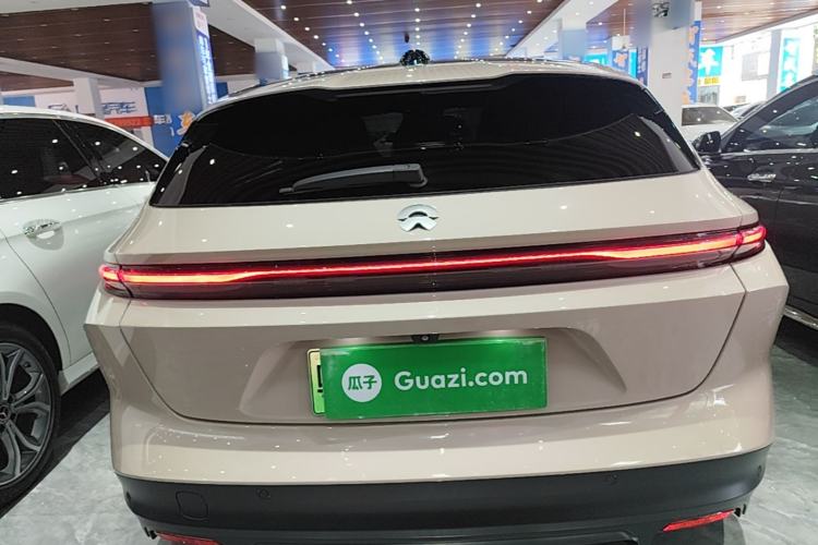 NIO ET5T 2024 — 5