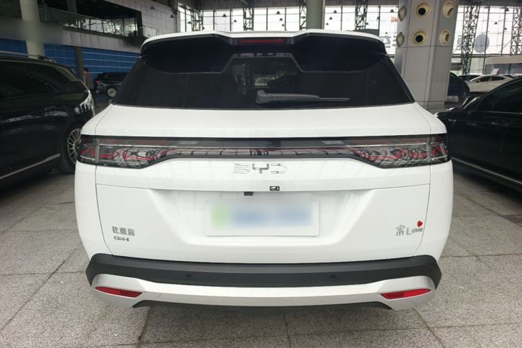 BYD Song L 2024 — фото 1