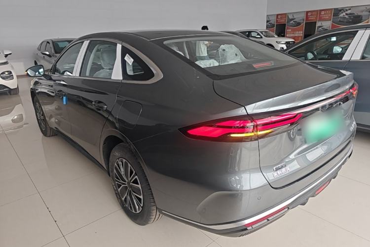 Geely Stellar 6 2026 — 4