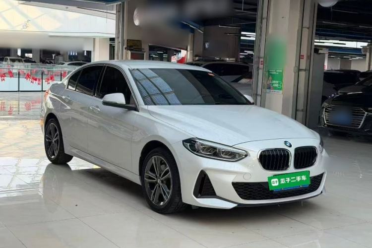 BMW 120i 2021 — 3