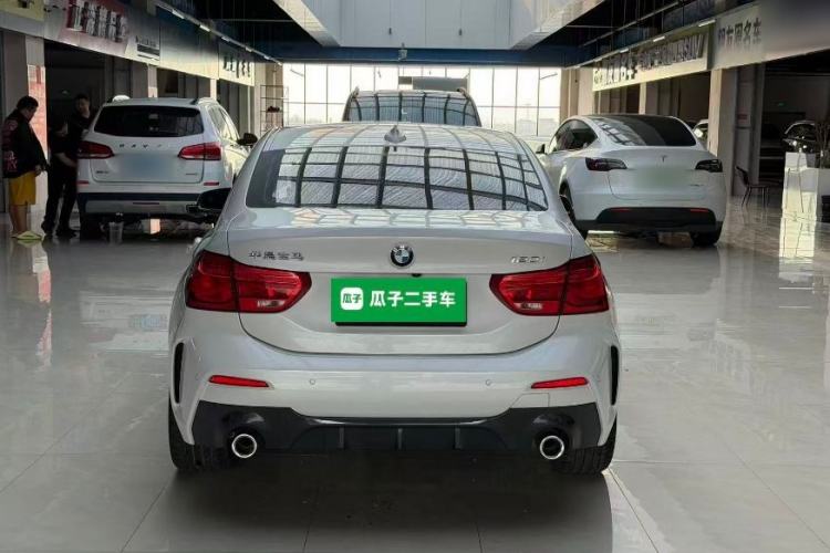 BMW 120i 2021 — 5