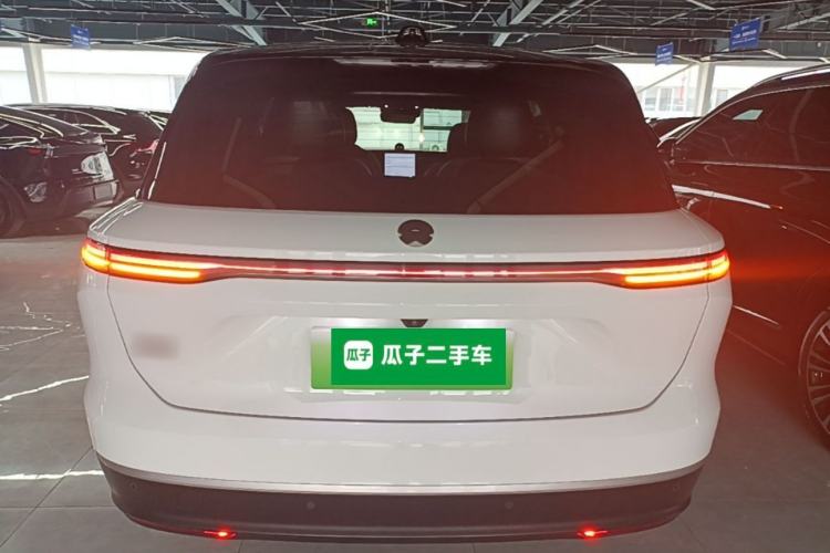 NIO ES8 2024 — 5