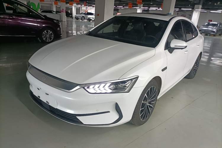 BYD Qin PLUS 2021 — фото 1