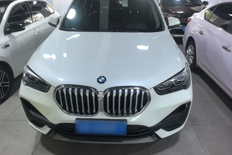 BMW X1 2021 — фото 2