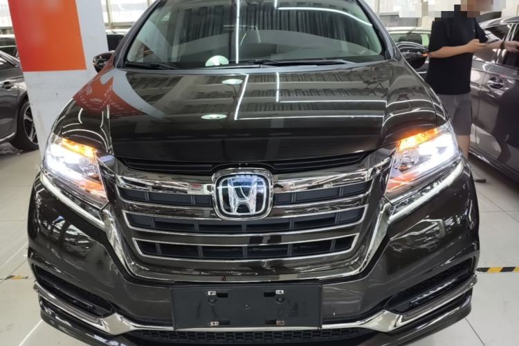 Honda Elysion 2019 — 2