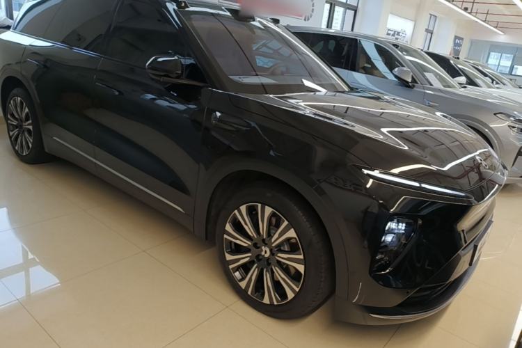 NIO ES8 2024 — 3