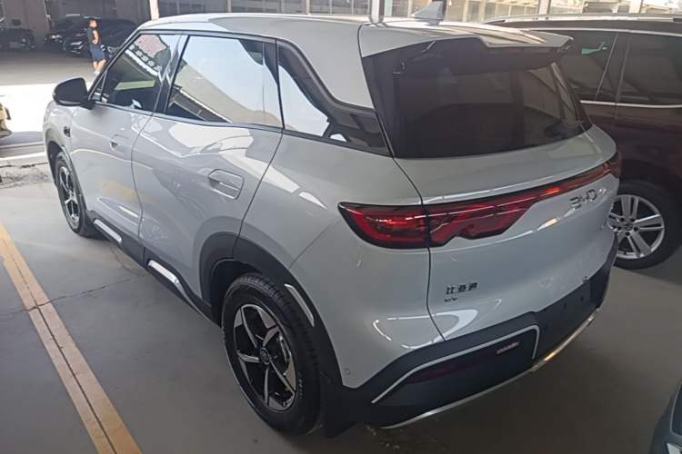 BYD Yuan UP 2025 — 4