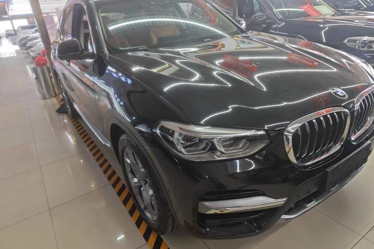 BMW X3 2021 — 3