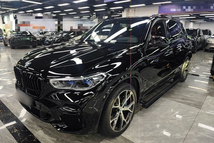 BMW X5 2022 — фото 1