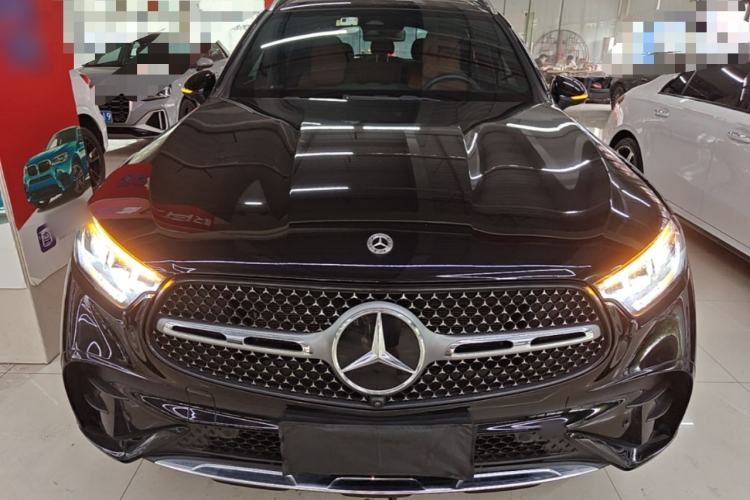 Mercedes-Benz GLC 300 L 2023 — фото 2