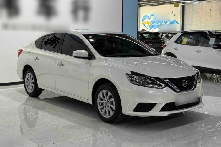 Nissan Sentra 2024 — 3
