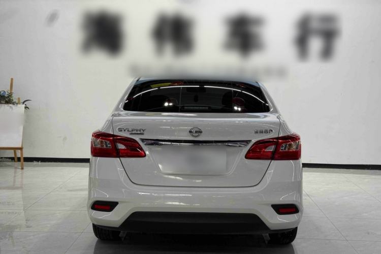 Nissan Sentra 2024 — 5