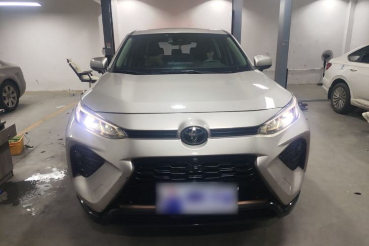 Toyota RAV4 2024 — 2