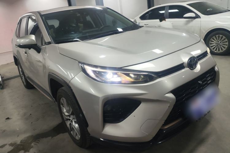 Toyota RAV4 2024 — 3