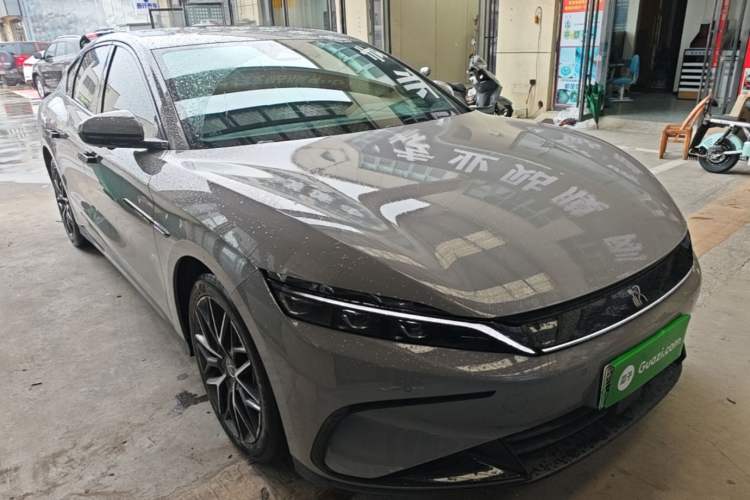 BYD Han 2025 — 3