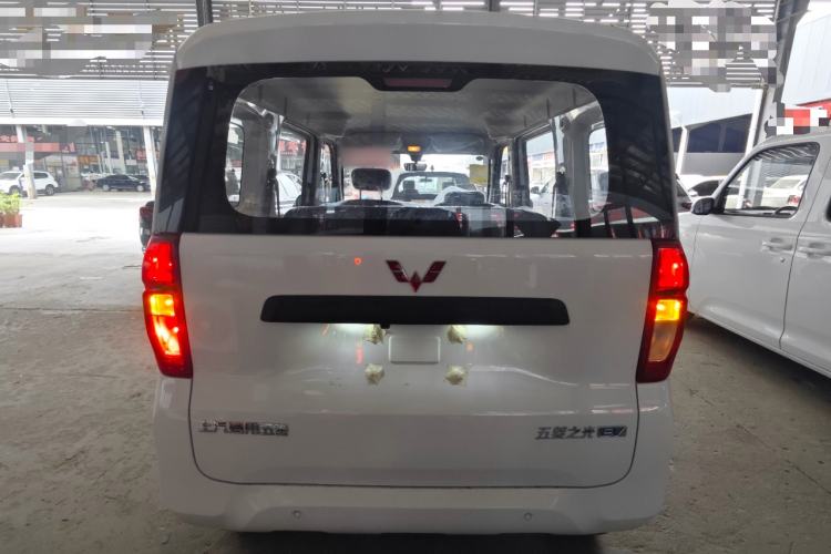 Wuling Zhiguang 2025 — 5