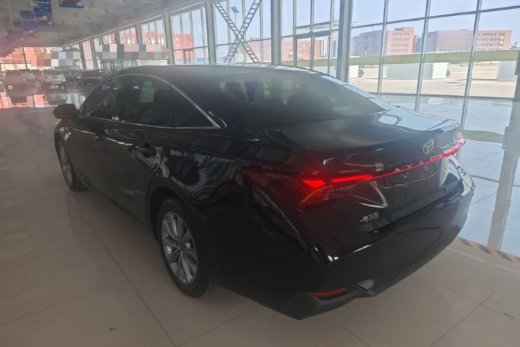 Toyota Avalon 2024 — 4
