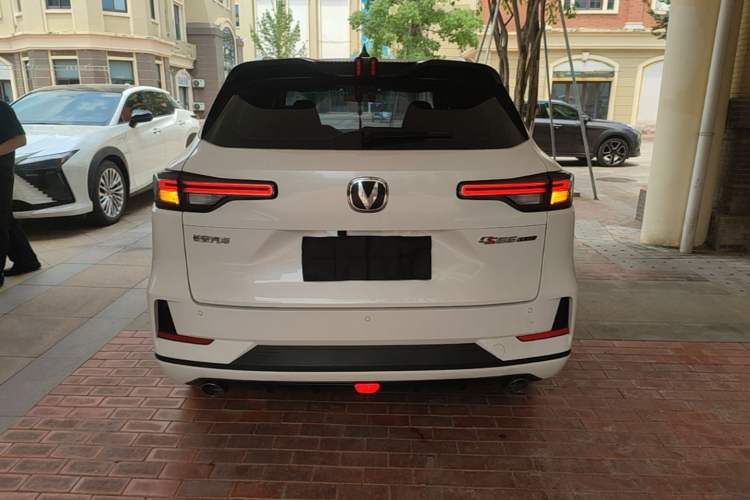 ChangAn CS55 Plus 2024 — 5