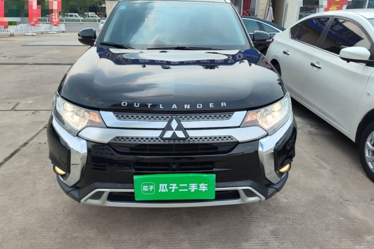 Mitsubishi outlander 2020 — фото 2