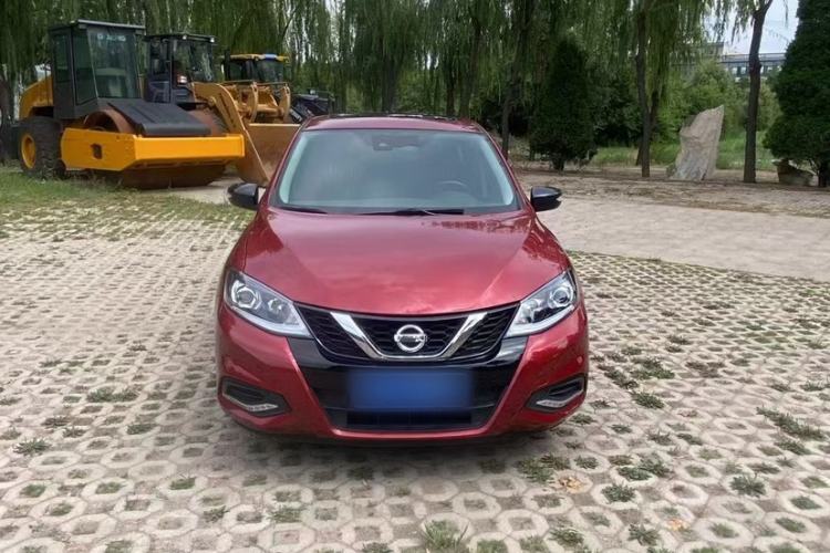 Nissan Tiida 2021 — 5