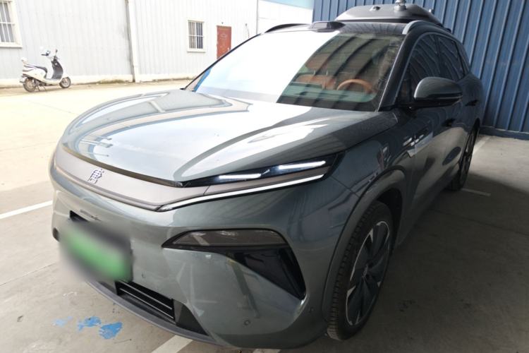 BYD Tang L 2025 — фото 1