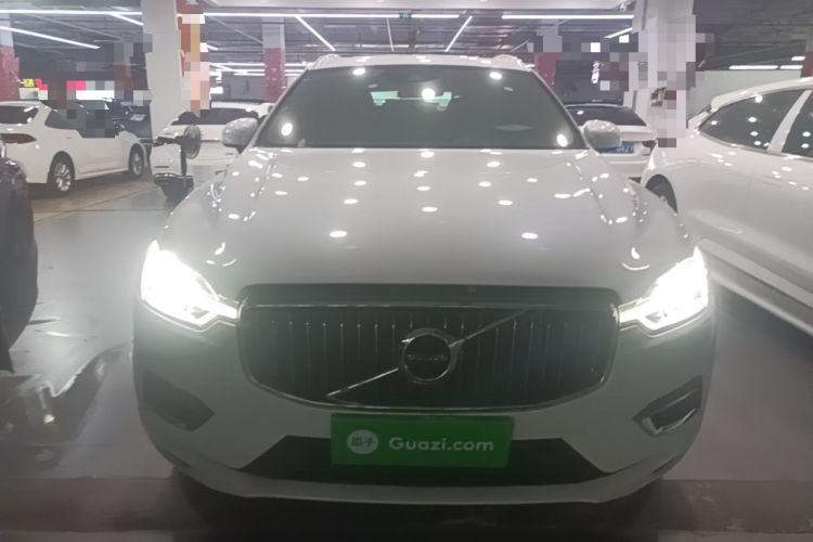 Volvo XC60 2021 — фото 2