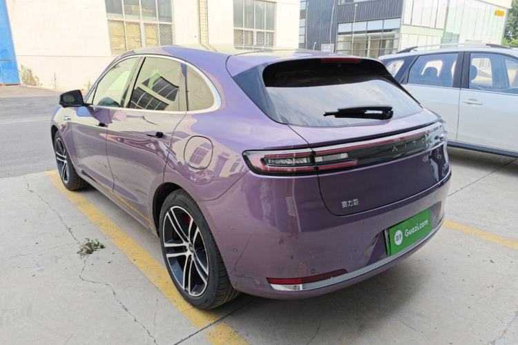 AITO M5 2025 — 4