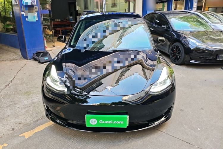 Tesla Model 3 2022 — 2
