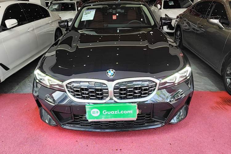 BMW 325i 2024 — 2
