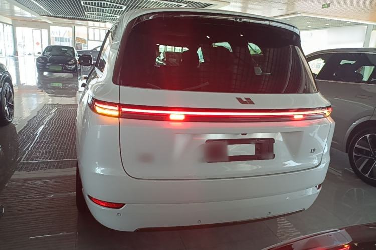 Li Auto L9 2025 — 5
